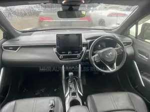 Toyota Corolla Cross Z LEATHER PACKAGE 2023