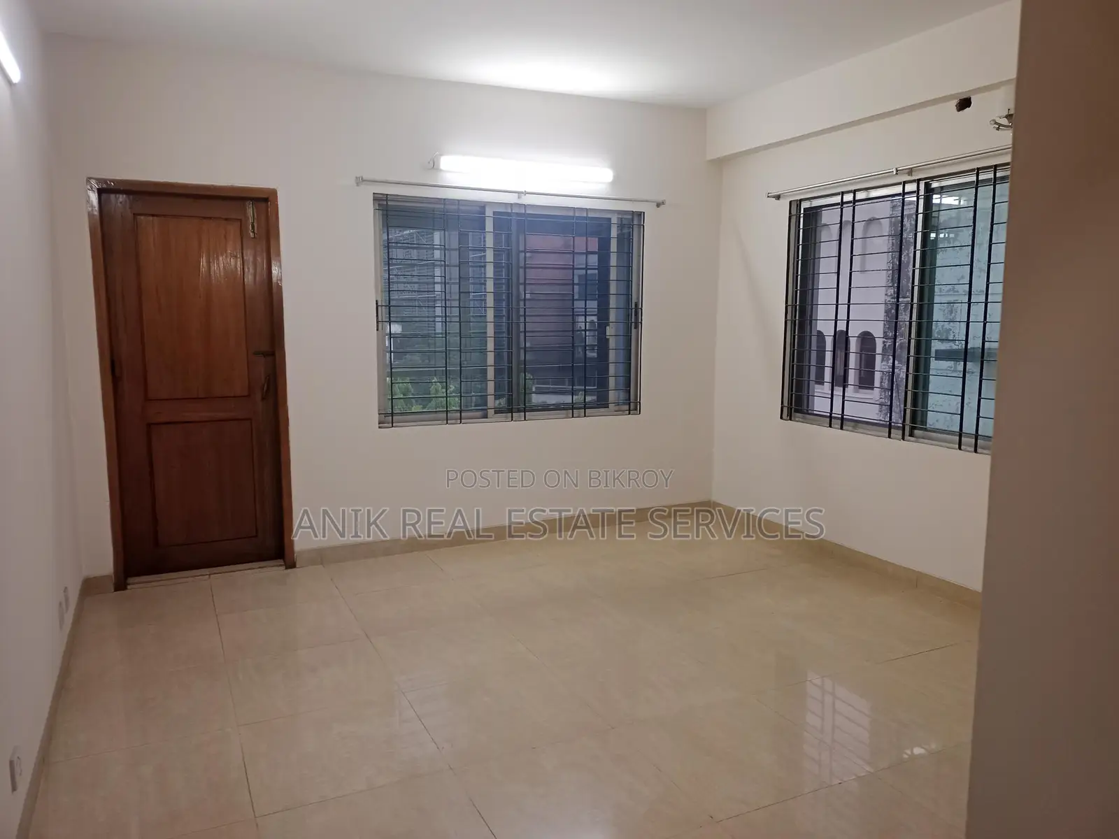 Wonderful 3 Bedroom Un Farnised Flat Rent At Gulshan North
