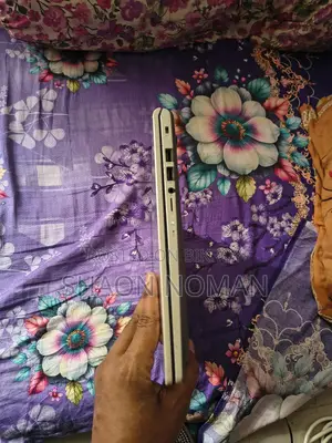 Asus Vivobook 15
