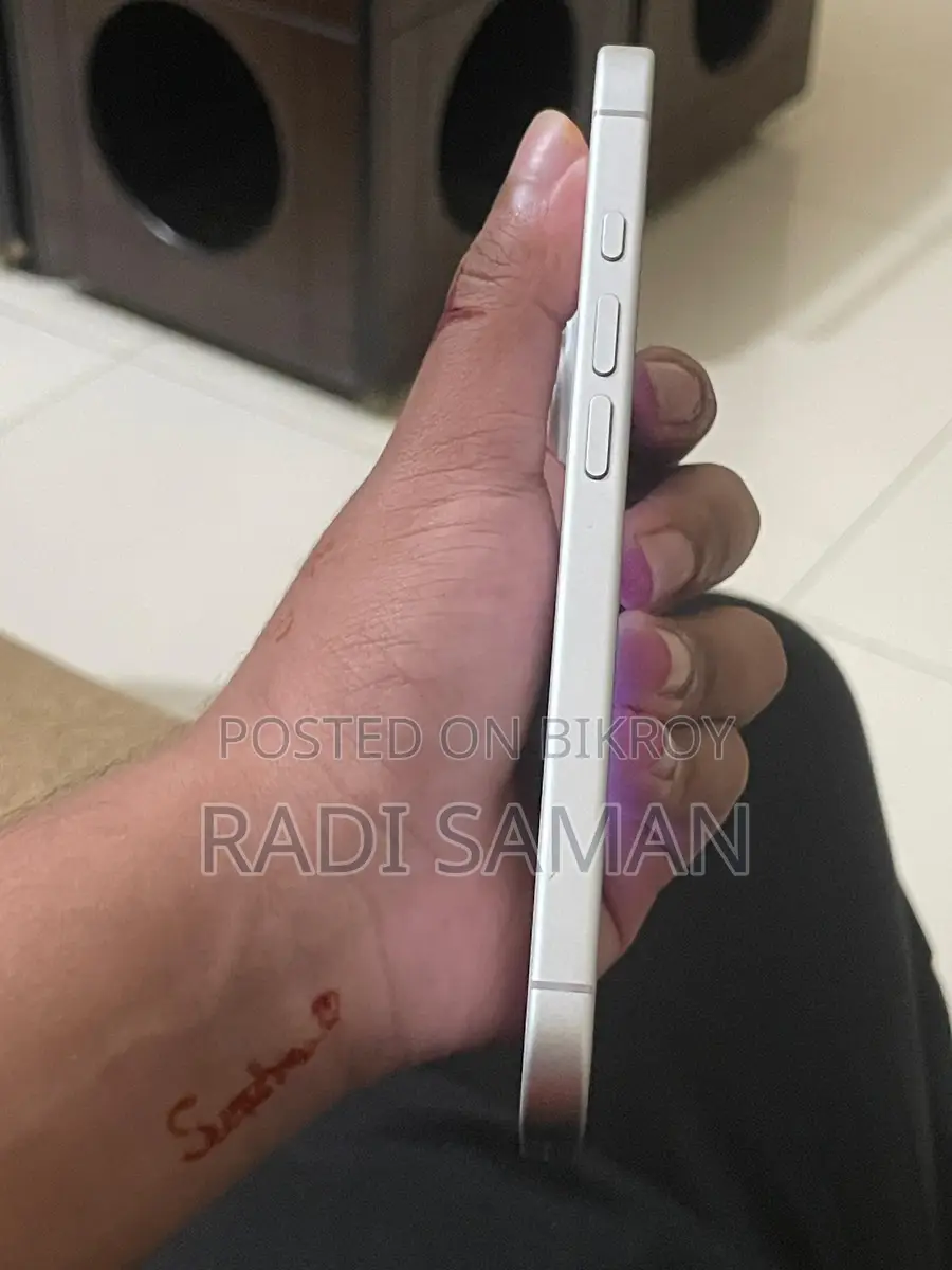 Apple iPhone 16 USA Variant (Used)