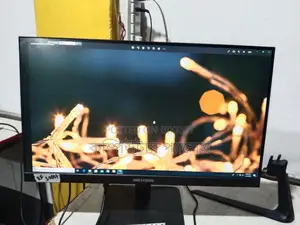দাগ আছে বর্ডারলেস ২২ ইঞ্চি আইপিএস মনিটর