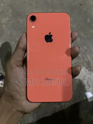 Apple iPhone XR . (Used)