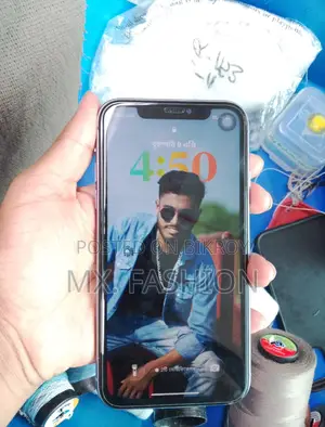 Apple iPhone 11 (Used)