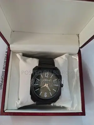 New watch, fresh, never used. Best for gifting.
