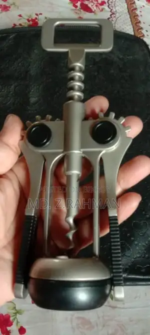 কর্ক স্ক্রু