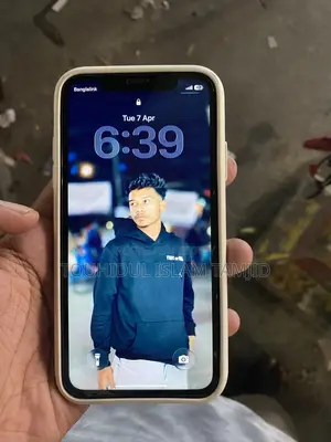 Apple iPhone 11 (Used)