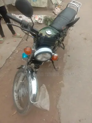 Honda CD 1008 2015