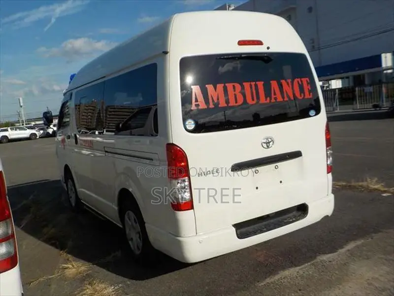 Toyota Hiace AMBULANCE.... 2020