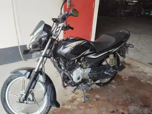 Bajaj Platina 100 2017