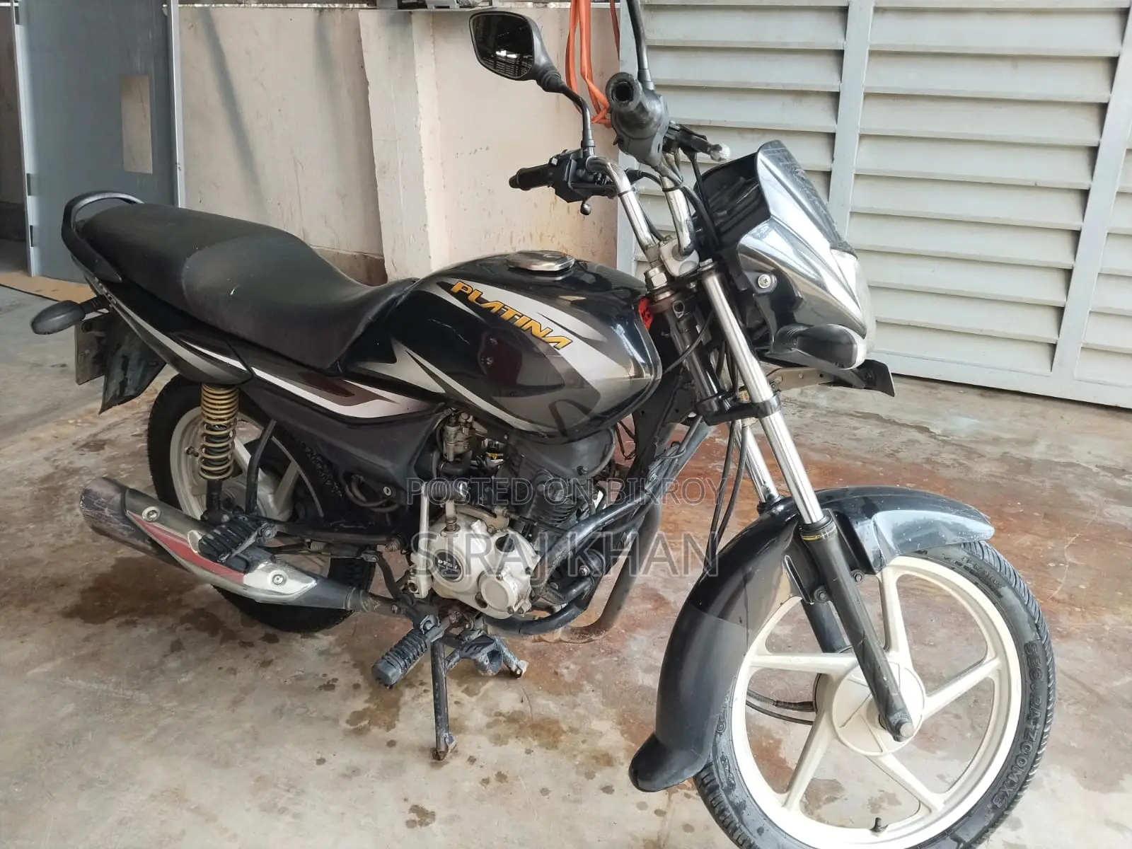 Bajaj Platina 100 2017