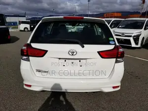 Toyota Fielder EX 2021