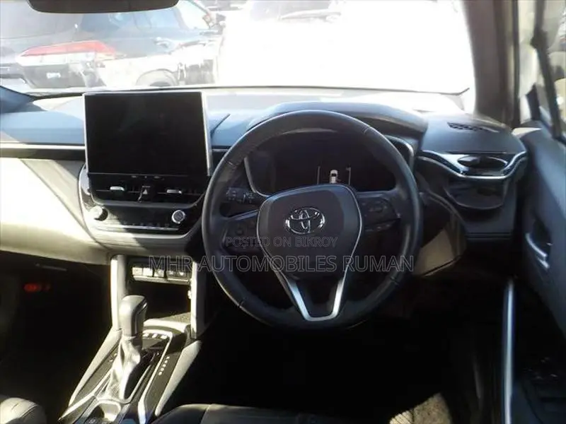 Toyota Corolla Cross Z LEATHER,Glass Roof 2024