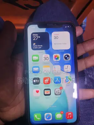Apple iPhone 11 . (Used)