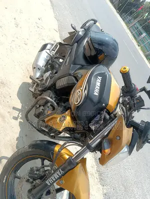 Yamaha FZS 2017