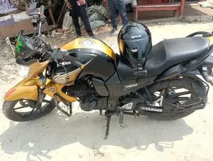 Yamaha FZS 2017