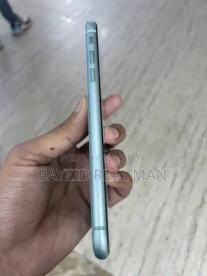 Apple iPhone 11 (Used)