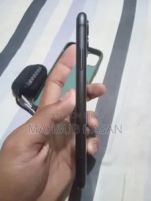 Apple iPhone 11 (Used)