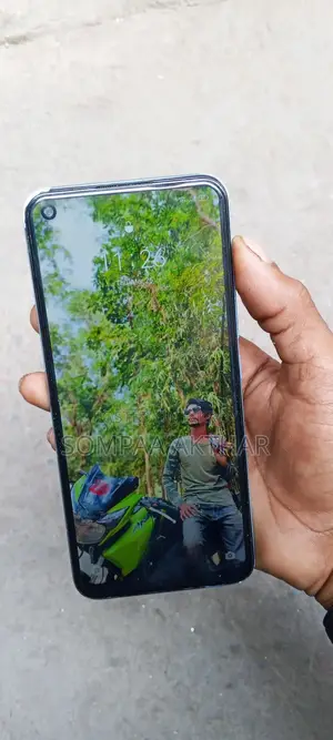 Realme C17 6GB 128GB (Used)