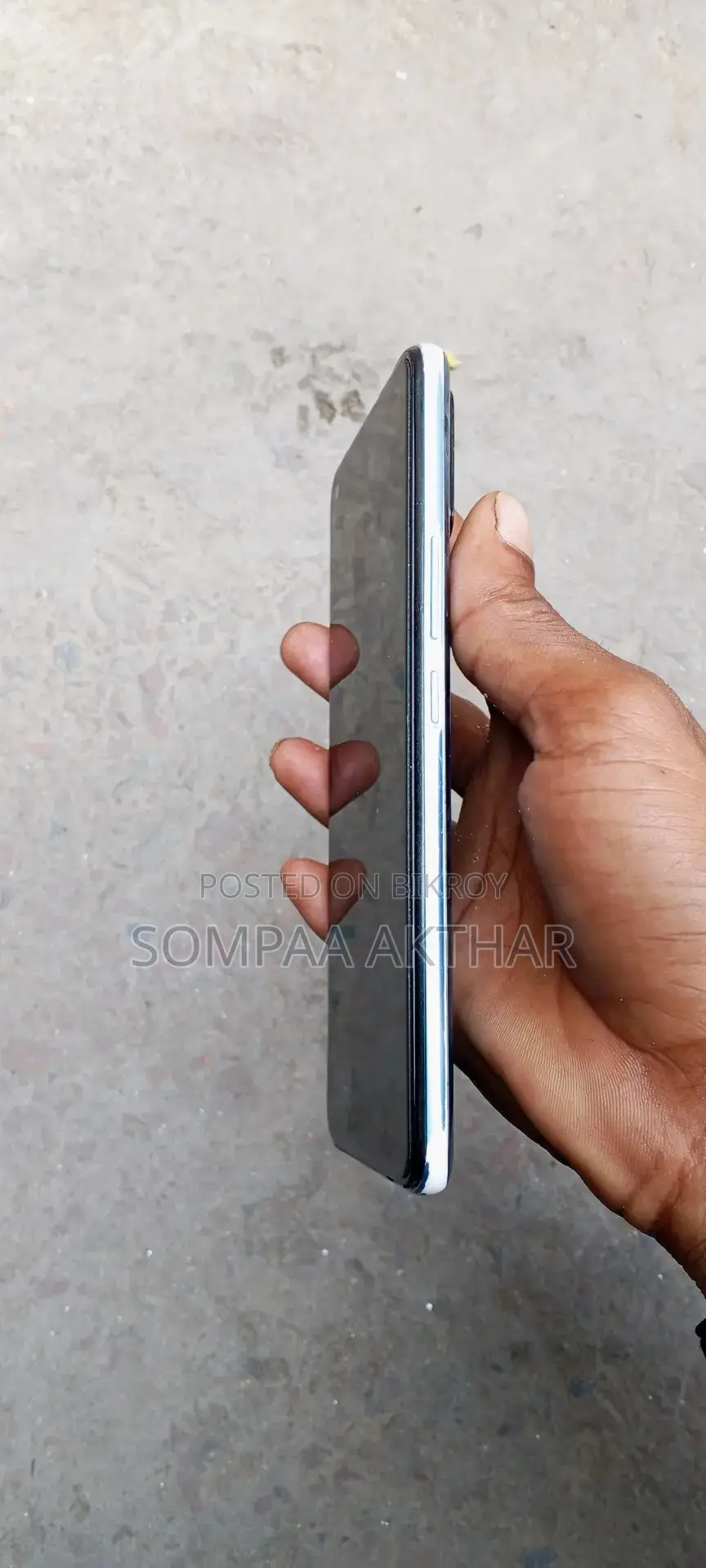 Realme C17 6GB 128GB (Used)