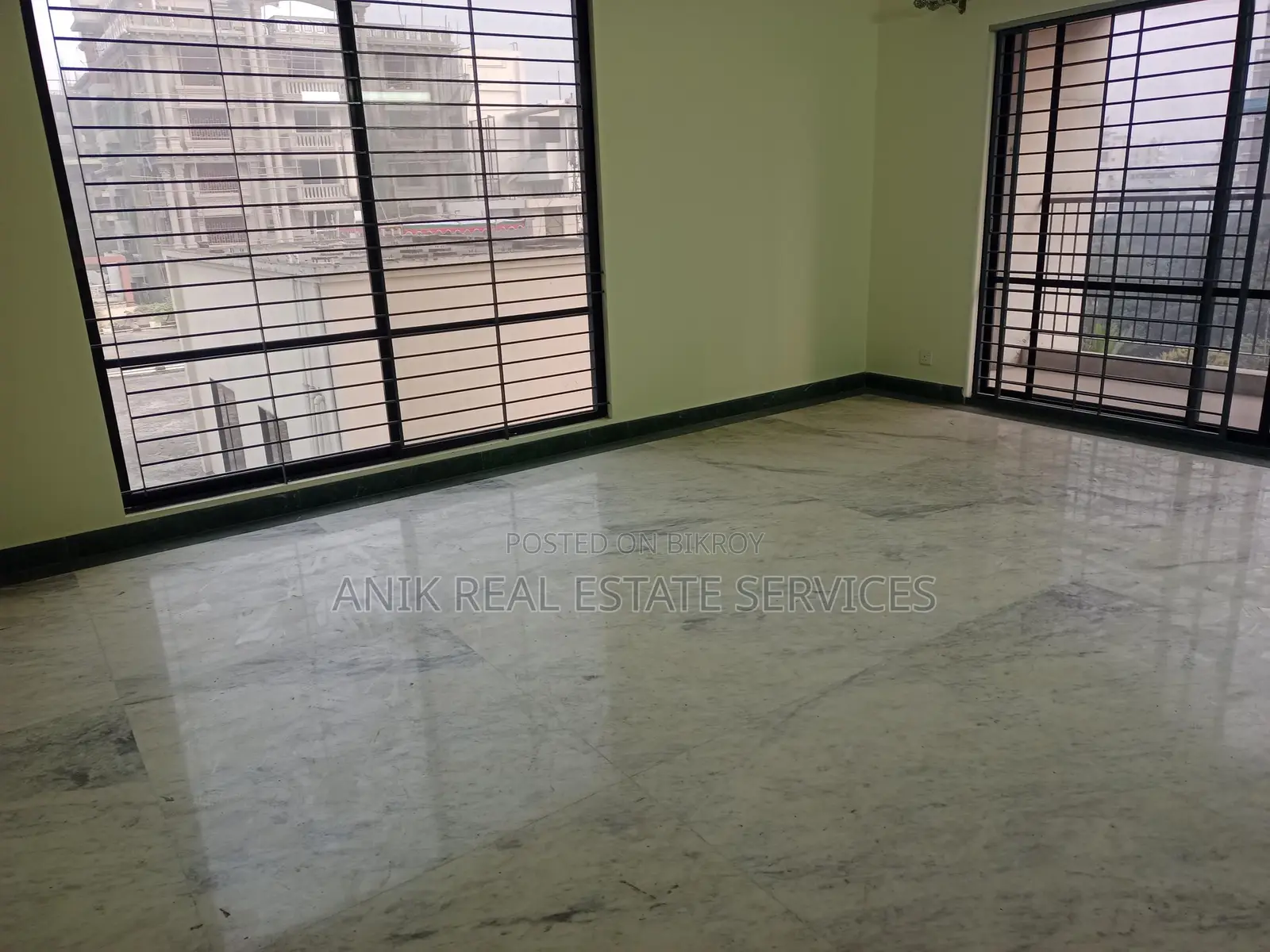 Good Quality 4 Bedroom Un Farnised Flat Rent At Gulshan 2