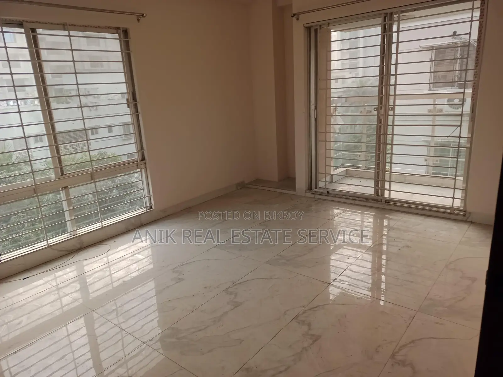 Good Quality 4 Bedroom Un Farnised Flat Rent At Gulshan 2