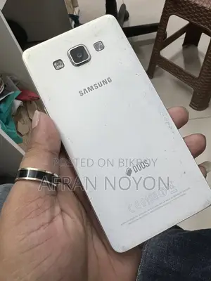 Samsung Galaxy A5 (Used)