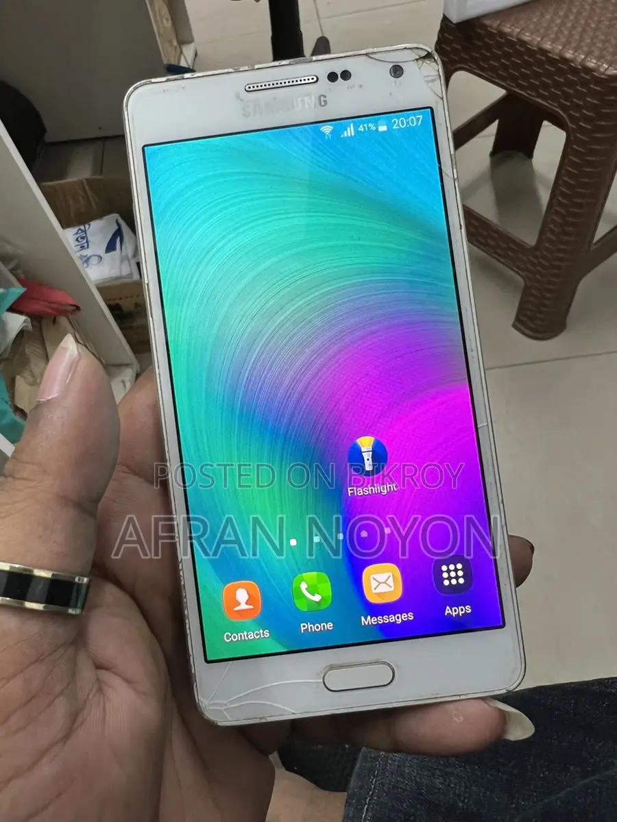 Samsung Galaxy A5 (Used)