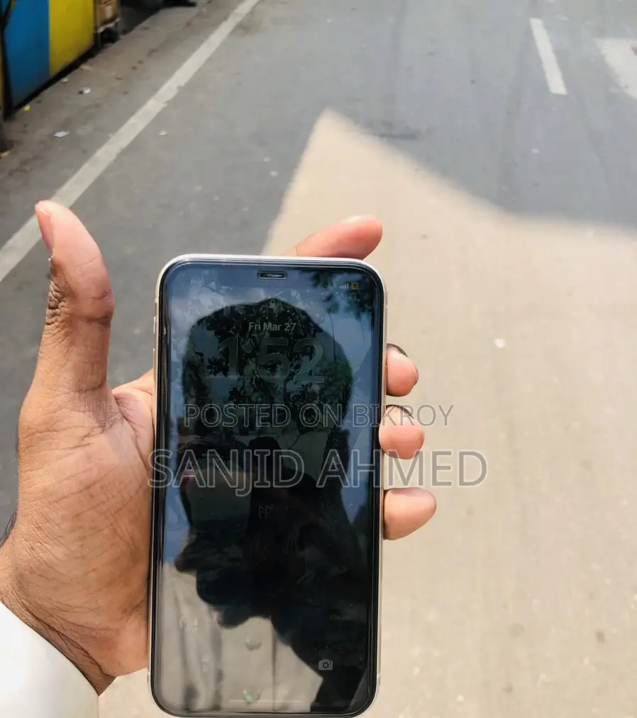 Apple iPhone 11 (ব্যবহৃত)
