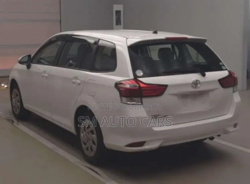Toyota Fielder Non Hybrid EX White 2020
