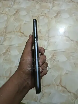 Realme Narzo 50 4/64 (Used)