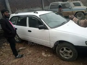 Toyota Corolla 2000