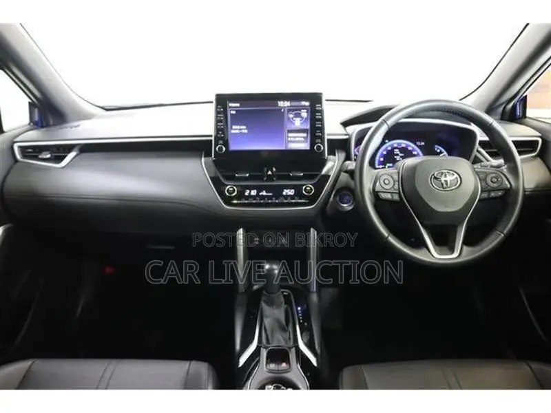 Toyota Corolla Cross Hybrid Z package 2021