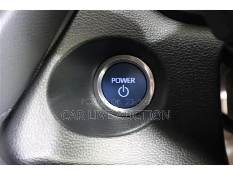 Toyota Corolla Cross Hybrid Z package 2021