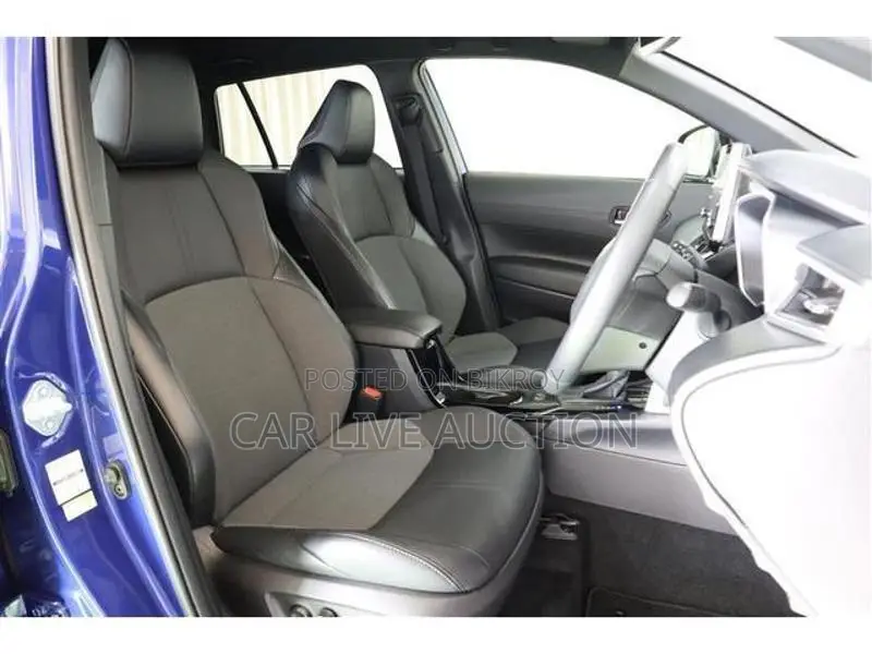Toyota Corolla Cross Hybrid Z package 2021