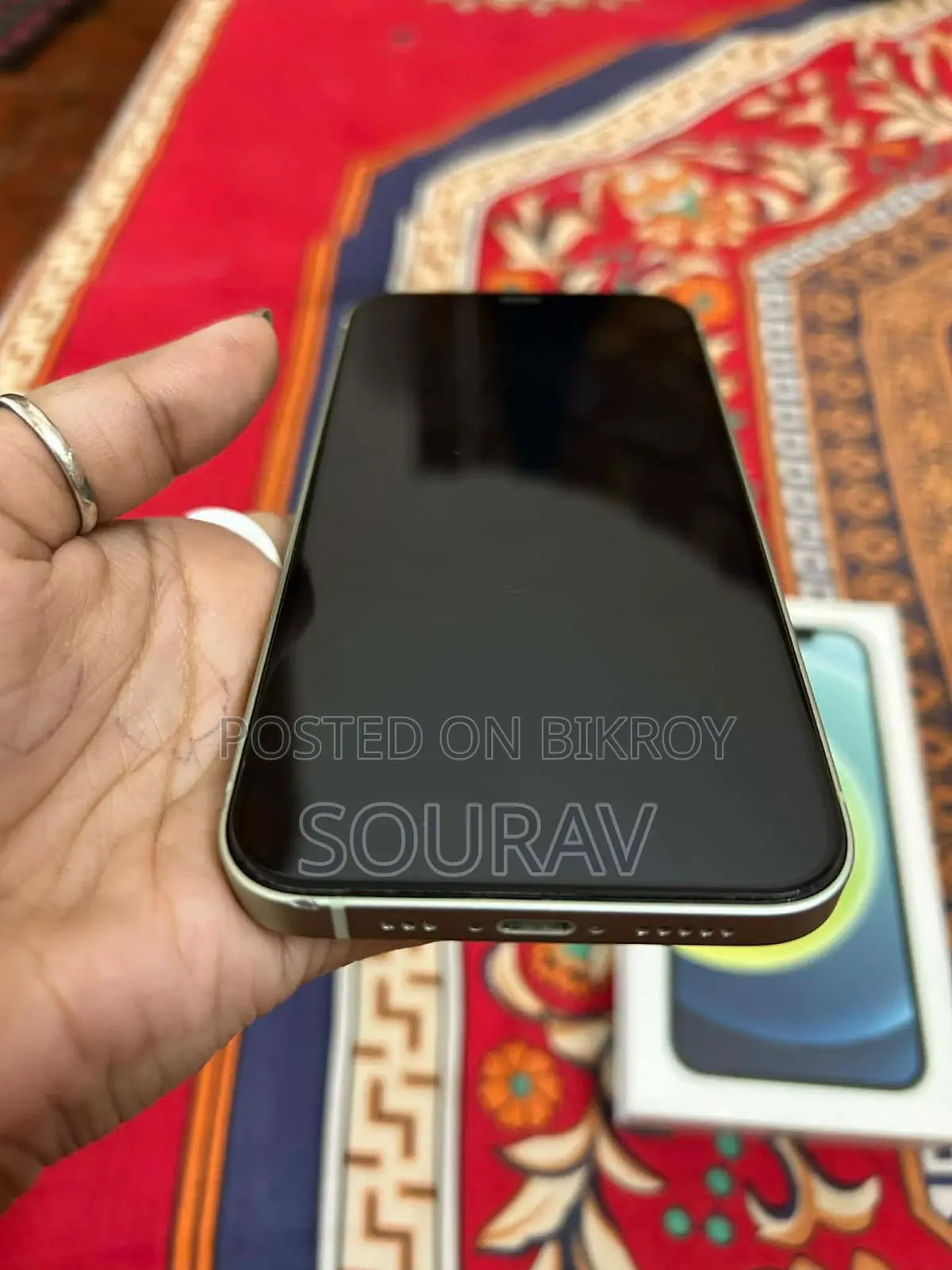 Apple iPhone 12 (Used)