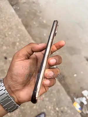 Apple iPhone XS 256 GB (Used)