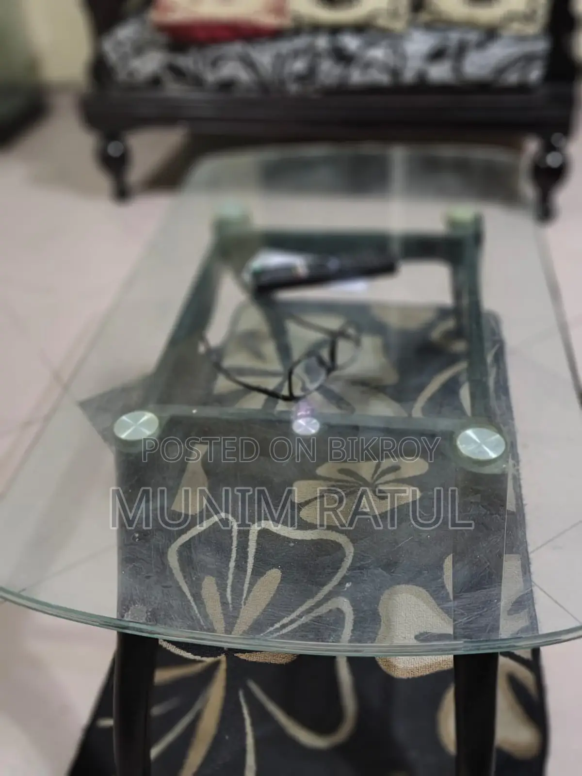 Modern and Smart Glass Center Table