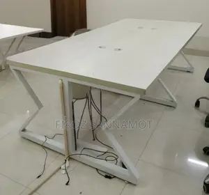 আধুনিক Z-শেপ ডিজাইনের বড় অফিস টেবিল/মিটিং টেবিল