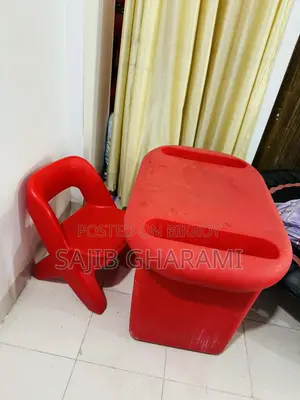 Kids' Table and Chair
