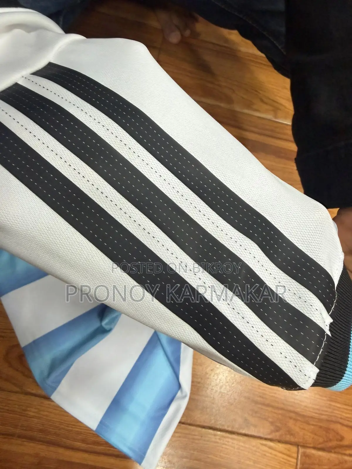আর্জেন্টিনা ২০২৬ বিশ্বকাপ হোম কিট
