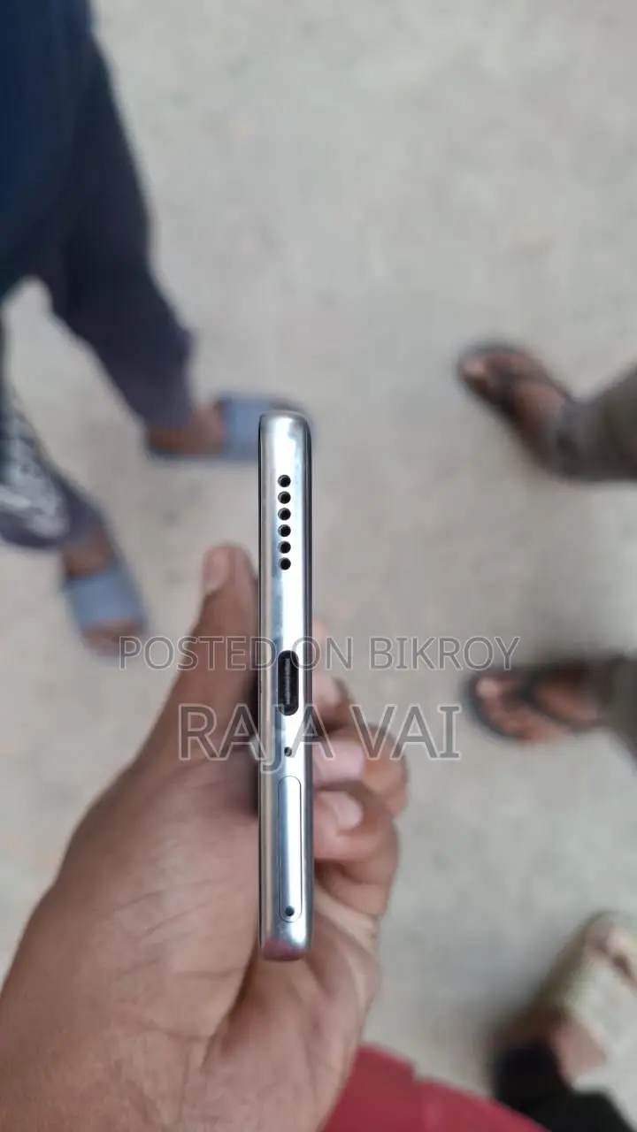 Tecno Camon 40 Pro . (Used)