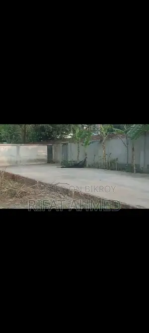 ল্যান্ডের শেয়ার কিনে নিজেদের তত্ত্বাবধায়নে ফ্ল্যাট তৈরী