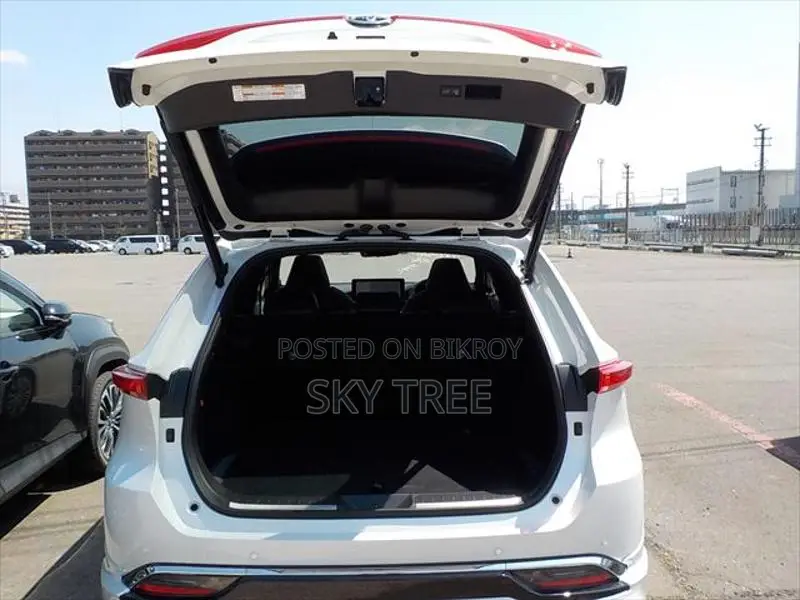 Toyota Harrier Z Leather Pack. 2023