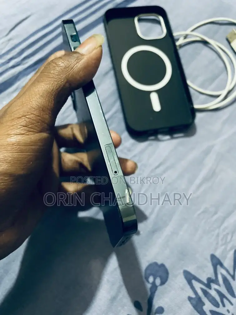 Apple iPhone 12 Pro (Used)