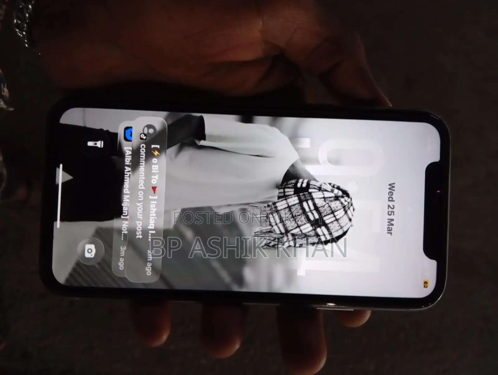 Apple iPhone 11 . (Used)