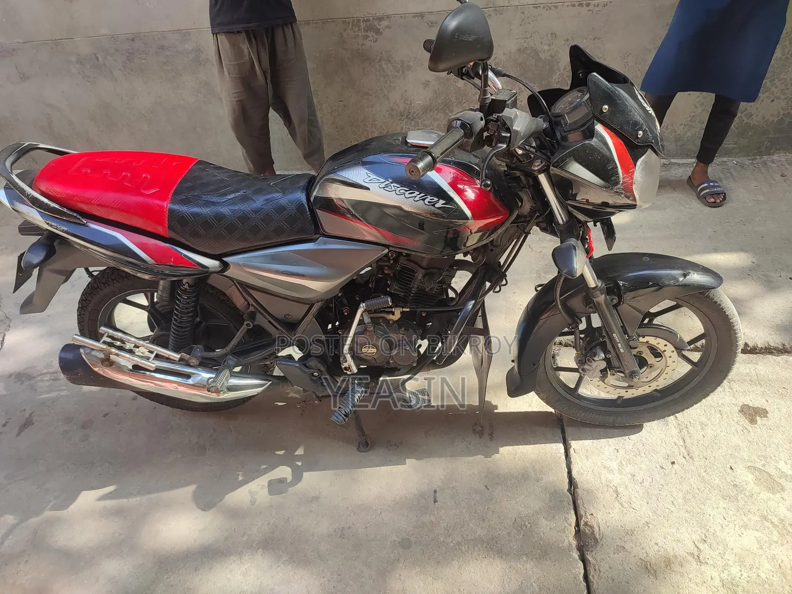Bajaj Discover 125 . 2022