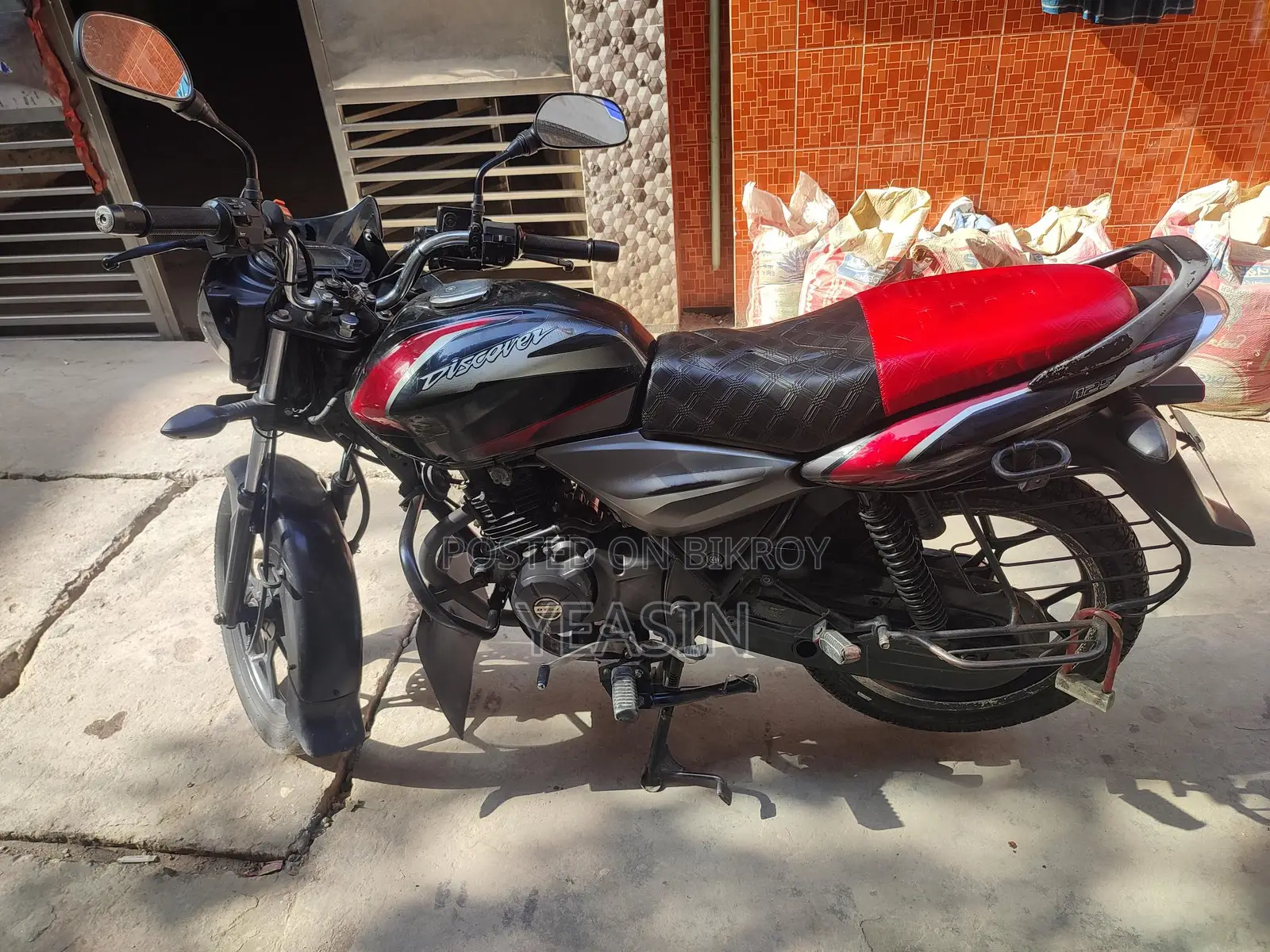 Bajaj Discover 125 . 2022