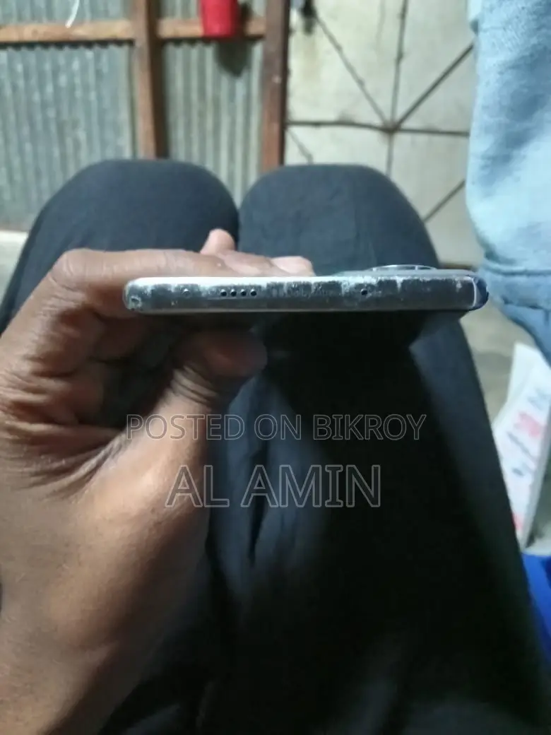 Tecno Camon 40 Pro (Used)