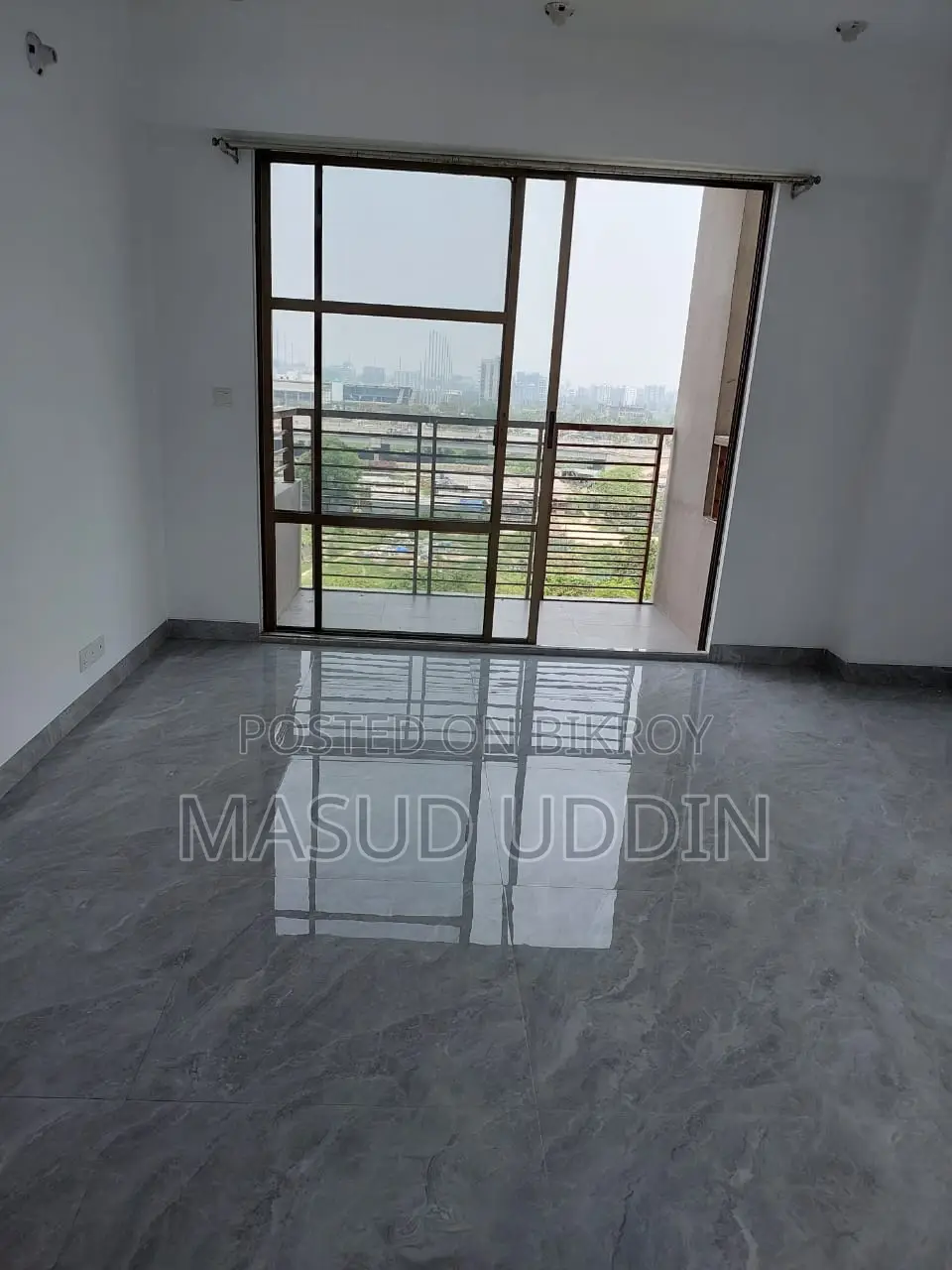 Luxury apartment for sale at United City