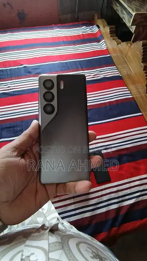 Tecno Camon 40 Pro Galaxy black (Used)